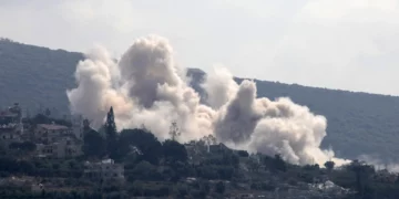 Una serie de bombardeos destruyó infraestructura militar y depósitos de armamento de Hezbolá en la zona de Nabatieh, en el sur libanés.