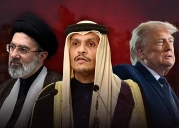 Qatar: Estados Unidos e Irán redactan los términos de un posible acuerdo Los contactos entre Estados Unidos e Irán han avanzado hasta la fase de redacción de acuerdos, después de que ambas partes definieran la “terminología” de los pactos en preparación e intercambiaran un primer borrador, confirmó Qatar este martes. El progreso diplomático coincide con una nueva jornada de tensión en el golfo Pérsico. Por segunda vez desde la mañana, se informó de un ataque contra un buque en el estrecho de Ormuz, frente a las costas de Omán. La tripulación tuvo que abandonar la embarcación. En paralelo, fuentes de la inteligencia israelí aseguraron a Fox News que Israel desconocía los detalles de la ofensiva que Estados Unidos planeaba lanzar contra Irán y que fue cancelada a última hora. “Los estadounidenses se guardaron muy bien sus cartas. No teníamos la menor idea de las acciones que abarcaría el ataque”. El presidente estadounidense, Donald Trump, ya se había referido el lunes a las negociaciones y advirtió que “es la última oportunidad para que Irán logre un acuerdo”. También señaló que la opción diplomática seguía abierta y que “las conversaciones con la parte iraní se encuentran en su punto más álgido y continúan de manera ininterrumpida”. Preguntado sobre la existencia de un plazo para alcanzar un pacto, Trump respondió: “Ya veremos cómo se desarrolla el asunto. Estamos preparados para atacar en el momento que decidamos. ¿Que si prefiero llegar a un acuerdo? Yo no quiero que muera gente. Le pregunté al príncipe heredero saudí qué preferirían hacer ellos, si preferían que actuáramos o no. Y ellos respondieron que prefieren un acuerdo antes que una ofensiva, ya que nadie sabe en qué pueden derivar esos ataques”.
