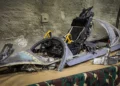 Irán muestra restos de aeronaves de EE. UU. perdidas en Furia Épica