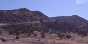 El Ejército de EE. UU. impulsa el proyectil Sceptre de 150 kilómetros