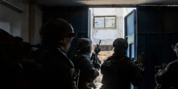 Rescatan a una joven judía que estaba retenida en una vivienda