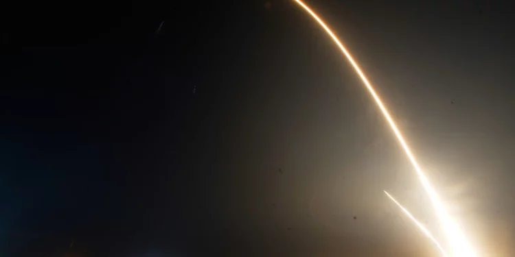 Una pieza de cuatro toneladas de SpaceX habría impactado contra la Luna