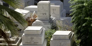 Acuerdo con el Líbano implicaría traslado de tumbas judías a Israel