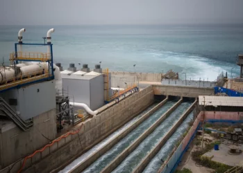Israel cierra cinco de sus seis plantas desalinizadoras por la turbidez del agua de mar