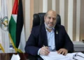 El líder de Hamás, Khalil al-Hayya, sonríe durante una entrevista con AFP en su oficina en la ciudad de Gaza el 21 de abril de 2021. (Emmanuel DUNAND/AFP)v
