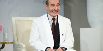 El Met retira su exposición sobre Galliano por su pasado antisemita