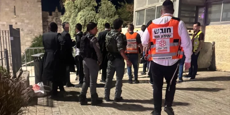 Un terrorista intentó apuñalar a agentes en la Ciudad Vieja