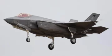 Ocho cazas F-35A estadounidenses hicieron escala en el Reino Unido durante su vuelo de regreso tras finalizar un despliegue militar de varios meses en Oriente Medio.