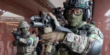 Corea del Sur estudia enviar fuerzas militares al estrecho de Ormuz