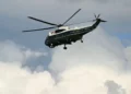 Trump regresa a la Casa Blanca tras abandonar Camp David antes de lo previsto El “Marine One”, con el presidente Donald Trump a bordo, despega desde la Elipse, cerca de la Casa Blanca en Washington, D.C., el 18 de septiembre de 2026. (Saul Loeb/AFP vía Getty Images)