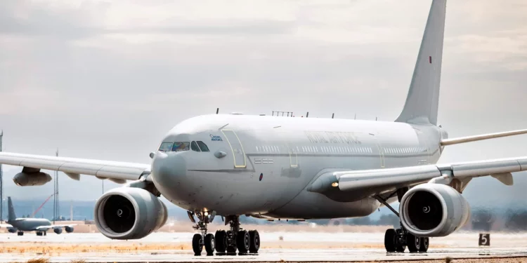 Reino Unido desarrollará reabastecimiento en vuelo mediante pértiga para la RAF