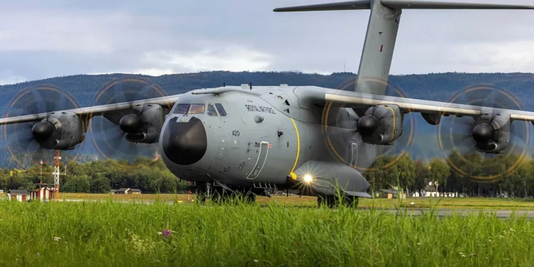 A400M Atlas C1 de la Real Fuerza Aérea británica, avión de transporte estratégico y táctico capaz de operar desde pistas cortas y semipreparadas.