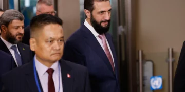 El presidente de Siria, Ahmed al-Sharaa, llega a la sede de la ONU antes de la 81.ª sesión de la Asamblea General, el 22 de septiembre de 2026.