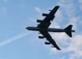 La Fuerza Aérea de Estados Unidos destinó US$17 millones a tres empresas para desarrollar mejoras SATCOM seguras y resistentes para el B-52 Stratofortress.