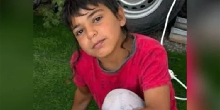 Baruch Neriya, de 9 años, quien murió tras infectarse con una ameba después de nadar en el mar de Galilea.