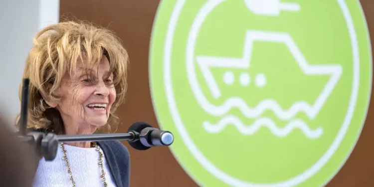Charlotte Knobloch speaks at the christening of the new electric motorboat, Sept. 2026.