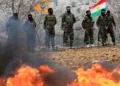 Combatientes kurdos iraníes del Partido de la Libertad del Kurdistán durante un entrenamiento cerca de Erbil, Irak.