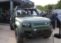 Defender Wolf Series II Utility Vehicle presentado en DVD 2026 para el programa británico Light Mobility Vehicle.
