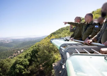 El jefe del Estado Mayor de las FDI, teniente general Eyal Zamir, en la frontera con Líbano, el 16 de septiembre de 2026.