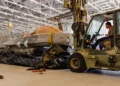 F-16 Fighting Falcon retirado para recuperar piezas destinadas a otros aviones