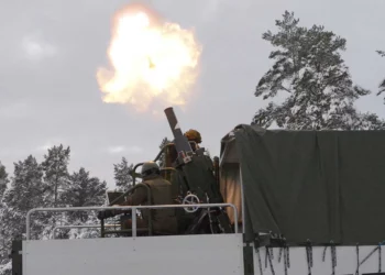 In Arctic conditions (characterized by deep snow, freezing temperatures, and rugged terrain), towed mortars can be extremely difficult to maneuver; the more mobile Patria Tremos therefore allows Finnish units to practice rapid "shoot-and-scoot" tactics. (Picture source: Patria)