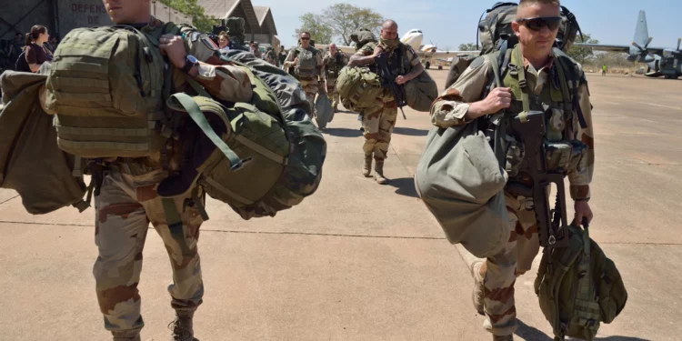 Fuerzas francesas vinculadas al despliegue defensivo previsto en Arabia Saudita