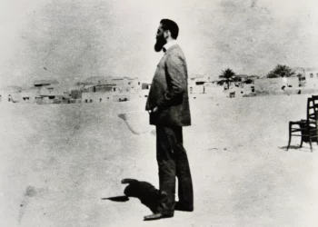 Theodor Herzl in Palestine. November 1898. Photography by David Wolffsohn. (Photo by Imagno/Getty Images) [Theodor Herzl in Palaestina. Anfang November 1898.
