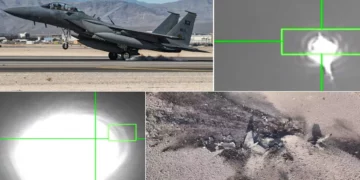 Restos del supuesto caza F-15SA saudí derribado por los hutíes en la gobernación de Marib, Yemen.