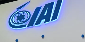 Cartel de Israel Aerospace Industries en el Salón Aeronáutico de Singapur, el 3 de febrero de 2026.