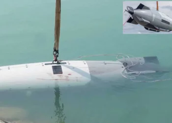 Irán recuperó un vehículo submarino autónomo Anduril Dive-LD estadounidense cerca del estrecho de Ormuz tras permanecer inutilizado durante más de 24 horas.