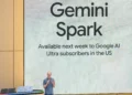 Josh Woodward, vicepresidente de Google Labs y Gemini, habla sobre Gemini Spark durante un evento Google I/O en Mountain View, California, el 19 de mayo de 2026.