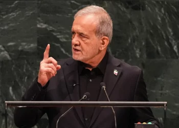 El presidente de Irán, Masoud Pezeshkian, habla durante la 81.ª sesión de la Asamblea General de la ONU el 23 de septiembre de 2026.