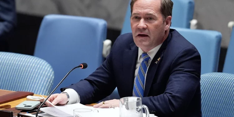 Mike Waltz, embajador de Estados Unidos ante la ONU, habla ante el Consejo de Seguridad el 11 de marzo de 2026.