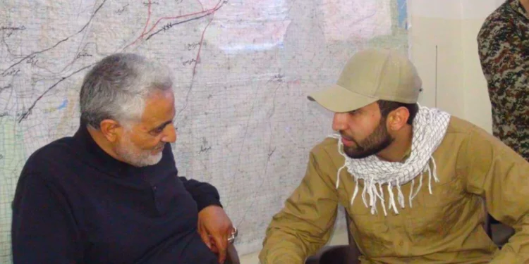 Mohammad Baqer Saad Dawood Al-Saadi junto a Qassem Soleimani