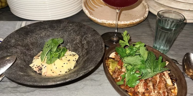 Imagen destacada del restaurante Motra, en el norte de Miami