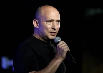 B'Yachad party leader Naftali Bennett attends a campaign event on August 20, 2026, in Ramat Hasharon. (Gili Yaari/Flash90)
