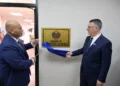 Gideon Sa’ar y Lionel Aingimea durante la inauguración de la embajada de Nauru en Jerusalén, 7 de septiembre de 2026.