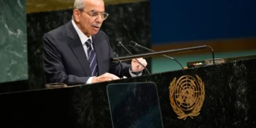 El primer ministro de Líbano, Nawaf Salam, habla ante la Asamblea General de la ONU en Nueva York.