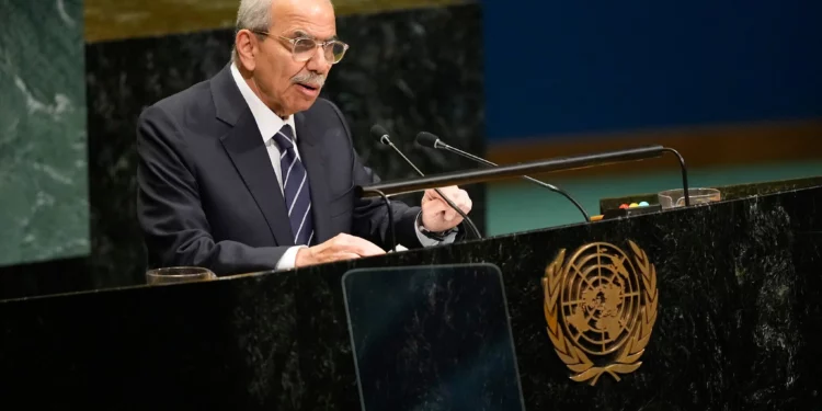 El primer ministro de Líbano, Nawaf Salam, habla ante la Asamblea General de la ONU en Nueva York.