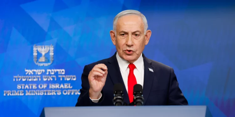 Benjamín Netanyahu durante su encuentro con Yaniv Hayon