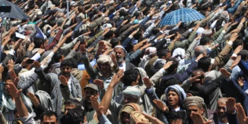 Combatientes hutíes durante la celebración de Eid al-Ghadir en Saná, Yemen, el 4 de junio de 2026.