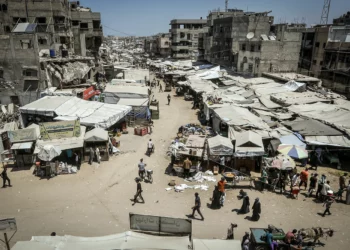Palestinians in Khan Younis, the southern Gaza Strip, August 12, 2026. (Abed Rahim Khatib/FLASH90)