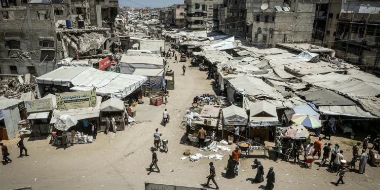 Palestinians in Khan Younis, the southern Gaza Strip, August 12, 2026. (Abed Rahim Khatib/FLASH90)