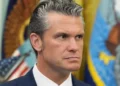 Pete Hegseth durante una intervención pública.