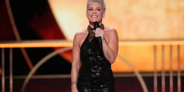 Pink presenta la 79.ª edición de los premios Tony el 7 de junio de 2026 en el Radio City Music Hall de Nueva York.