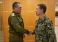 Eyal Zamir durante una actividad militar