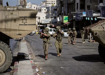 Soldados de las FDI durante una operación en el campamento de Al-Ain, cerca de Nablus, el 17 de septiembre de 2026.