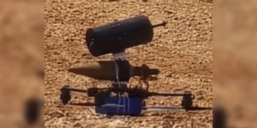 Un dron FPV de Hezbollah que aterrizó sin explotar en el norte de Israel el 9 de mayo de 2026.