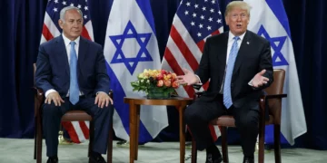 El presidente de Estados Unidos, Donald Trump, y el primer ministro Benjamin Netanyahu se reúnen en la Asamblea General de la ONU el 26 de septiembre de 2018.