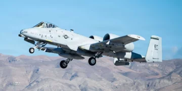 El último A-10 Thunderbolt II asignado a Nellis durante su despedida